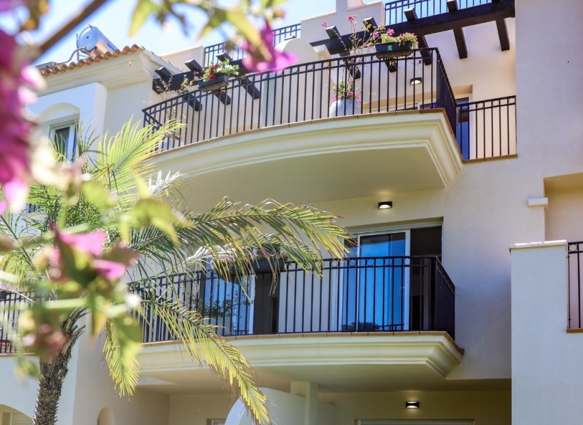 Resale - Apartment -
Denia - El Montgó