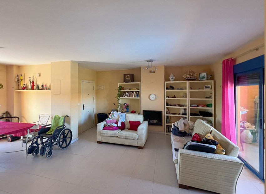 Resale - Apartment -
Denia - Las Marinas