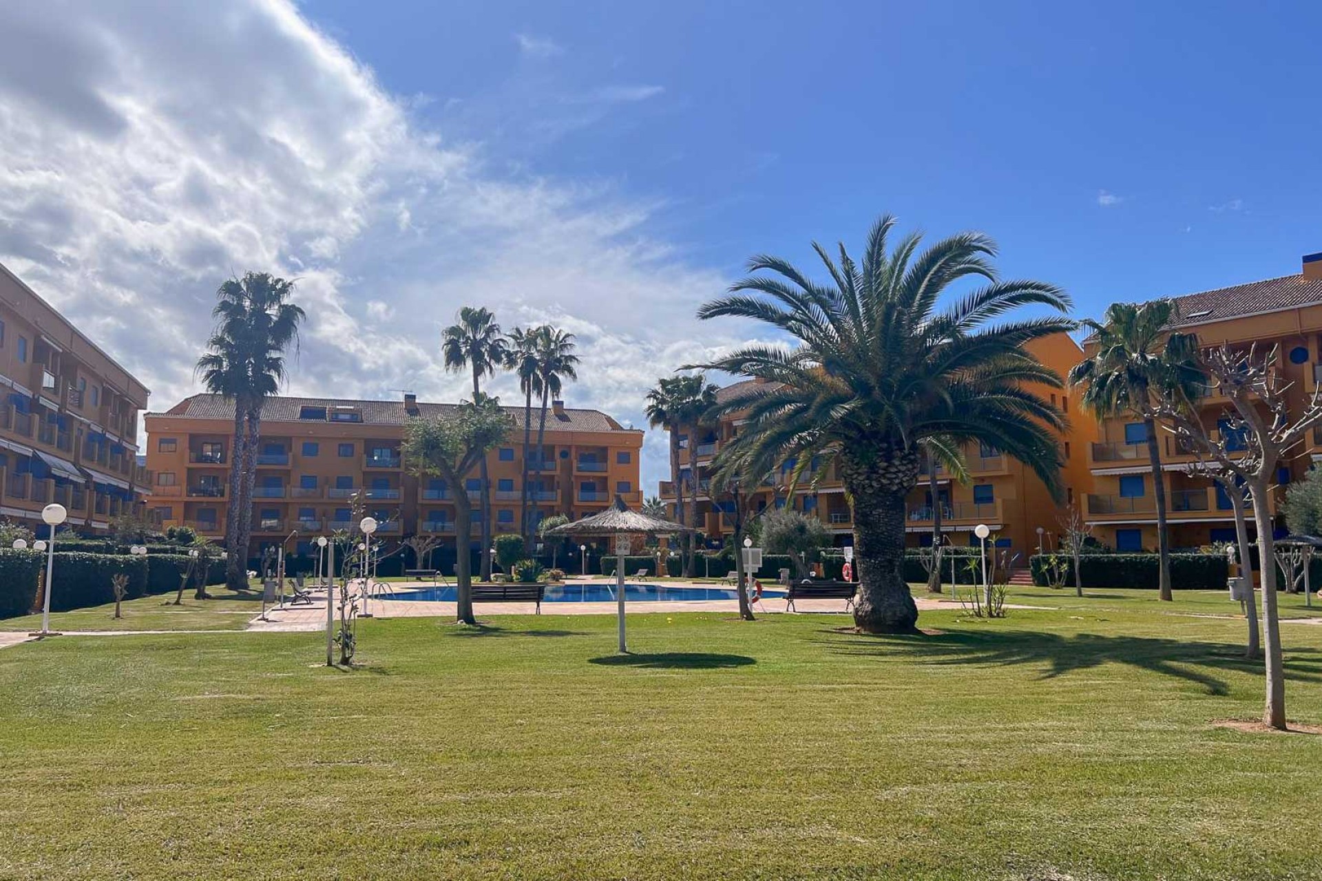 Resale - Apartment -
Denia - Las Marinas