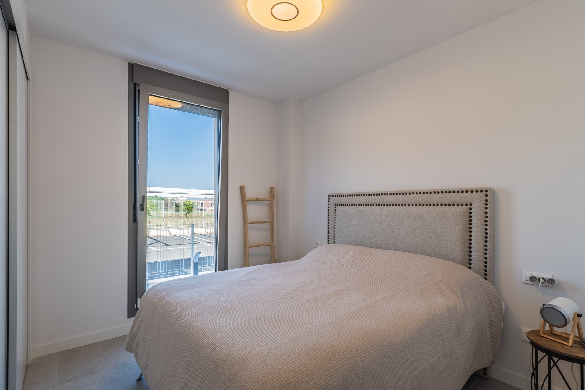 Resale - Apartment -
Denia