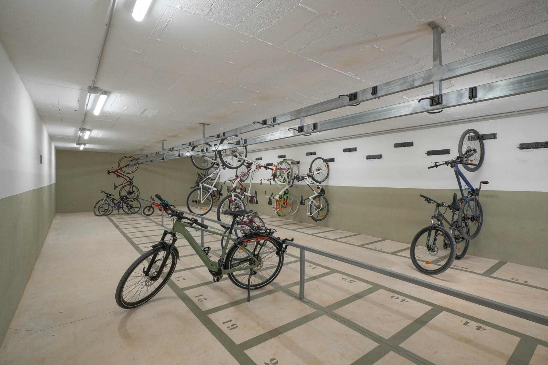 Resale - Apartment -
Denia