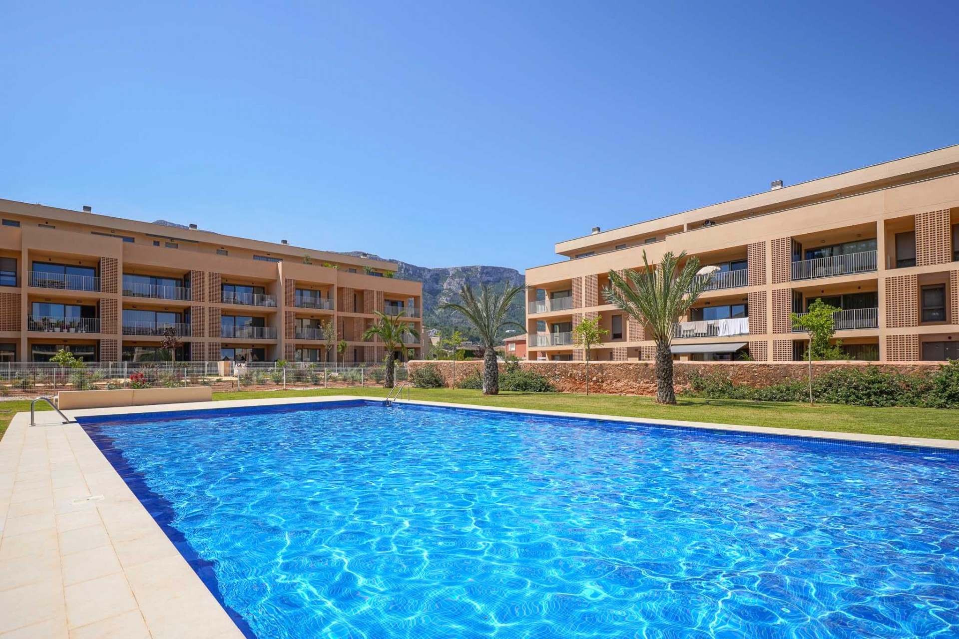 Resale - Apartment -
Denia