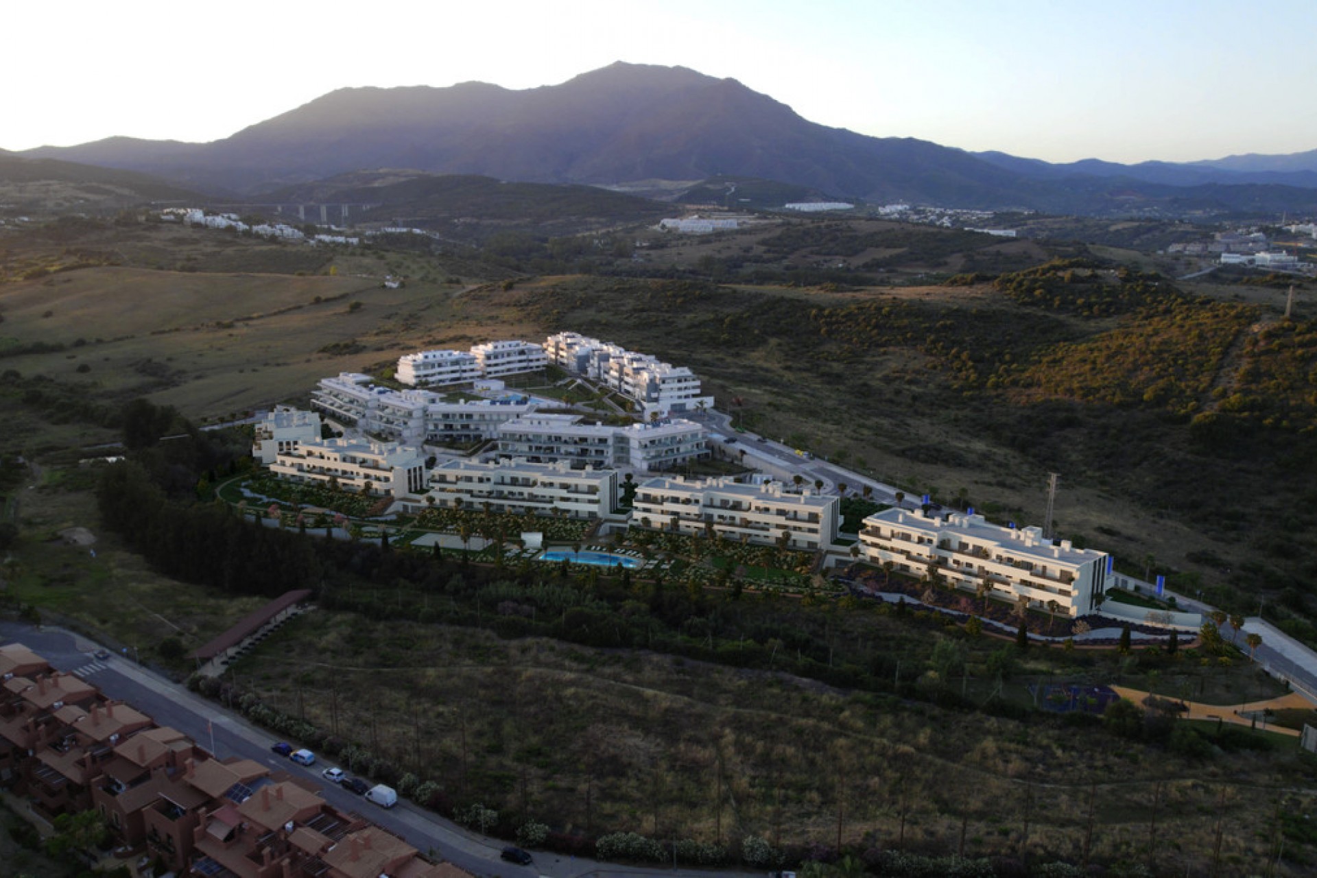 Resale - Apartment -
Estepona