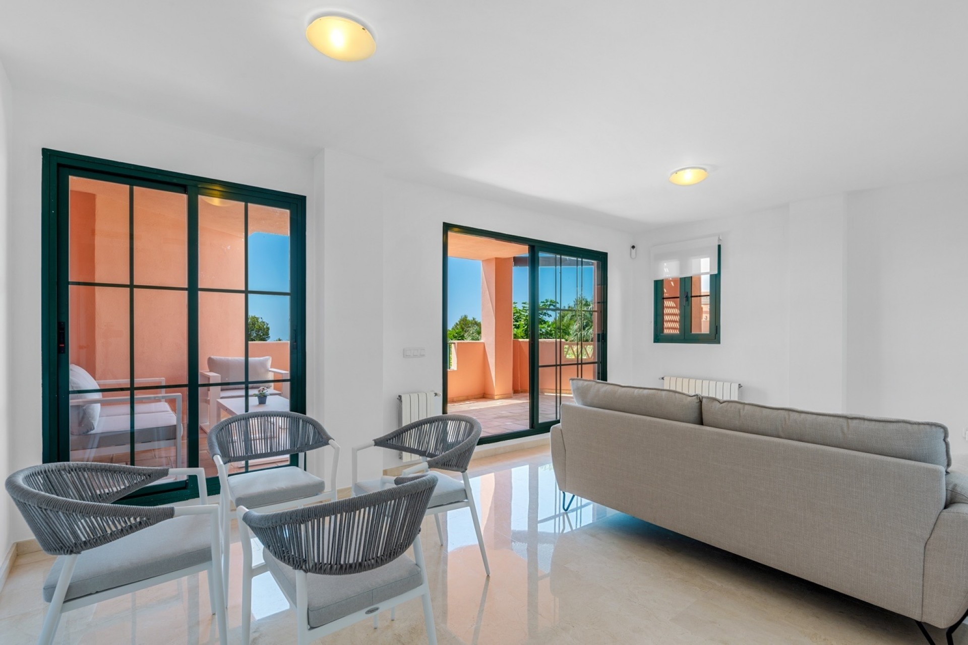 Resale - Apartment -
Finestrat - Sierra Cortina