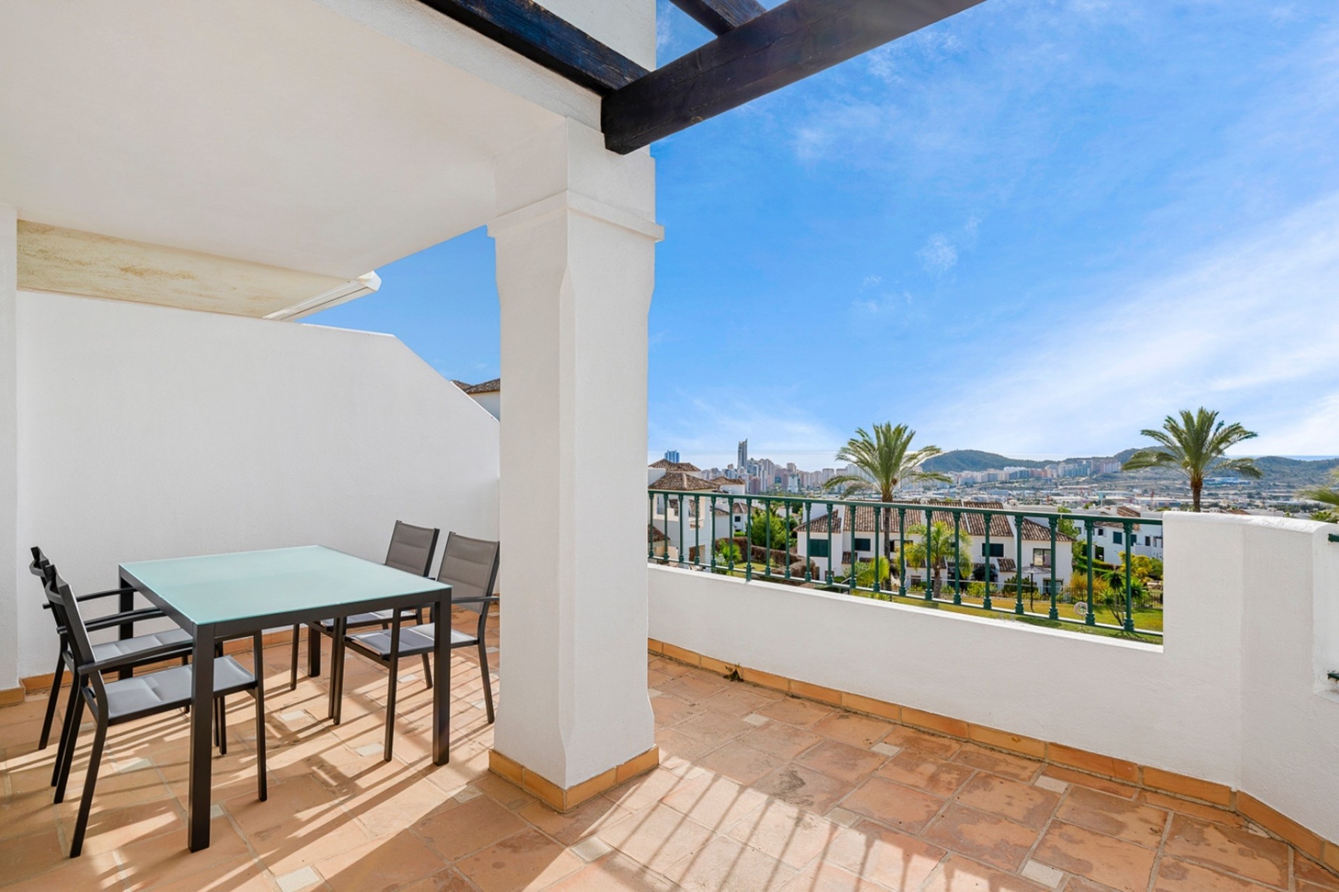 Resale - Apartment -
Finestrat - Sierra Cortina