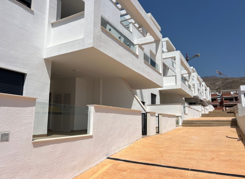 Resale - Apartment -
Finestrat