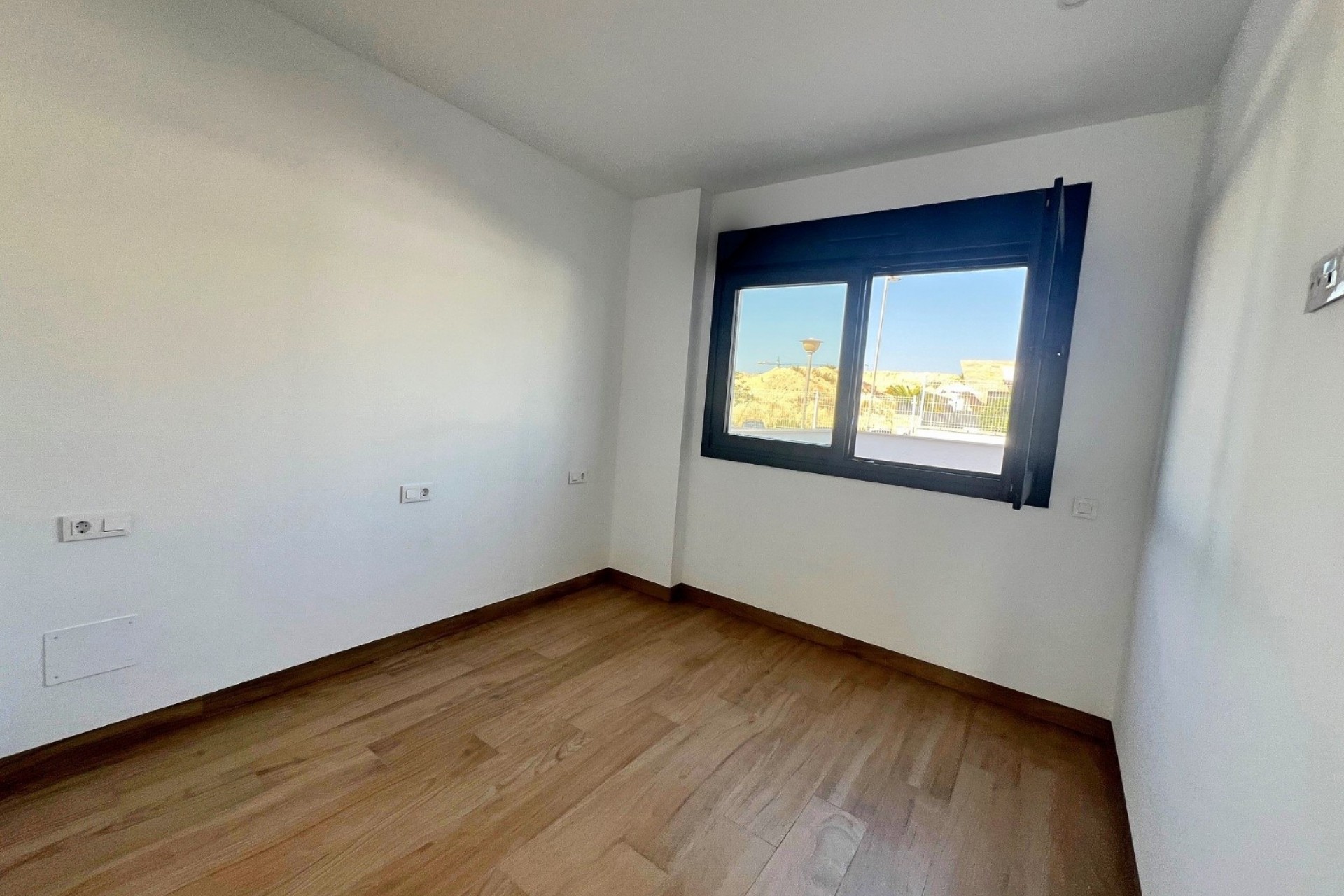 Resale - Apartment -
Finestrat