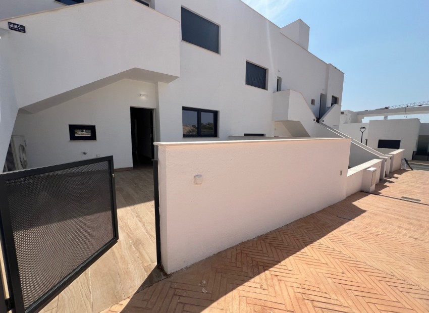Resale - Apartment -
Finestrat