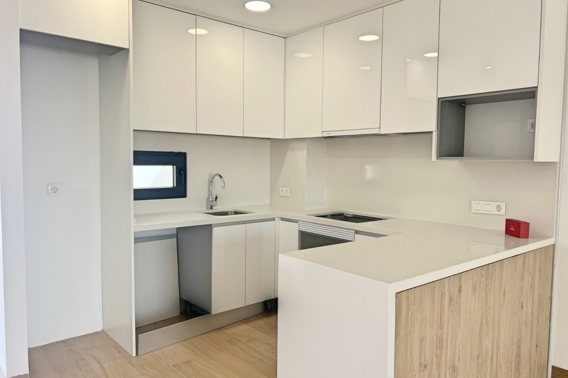 Resale - Apartment -
Finestrat