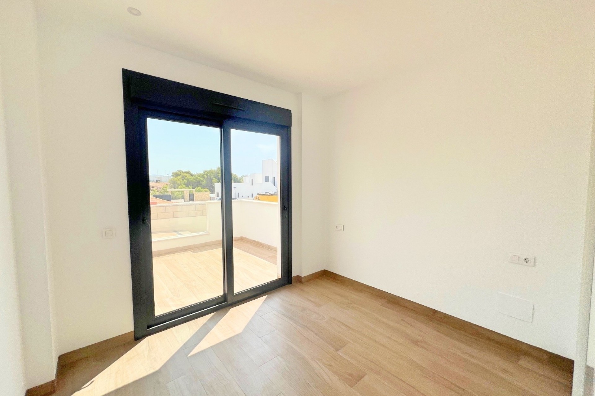 Resale - Apartment -
Finestrat
