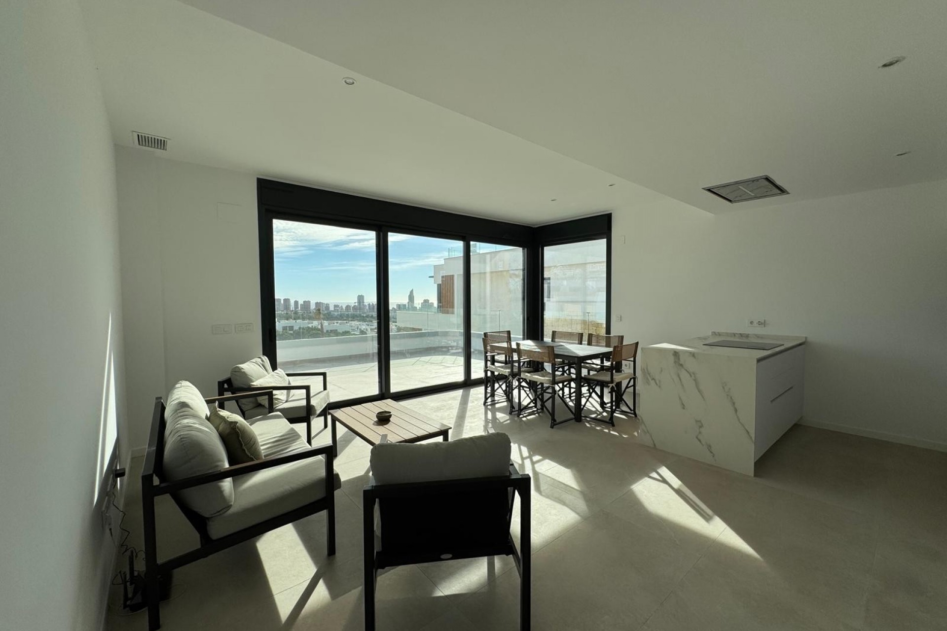Resale - Apartment -
Finestrat