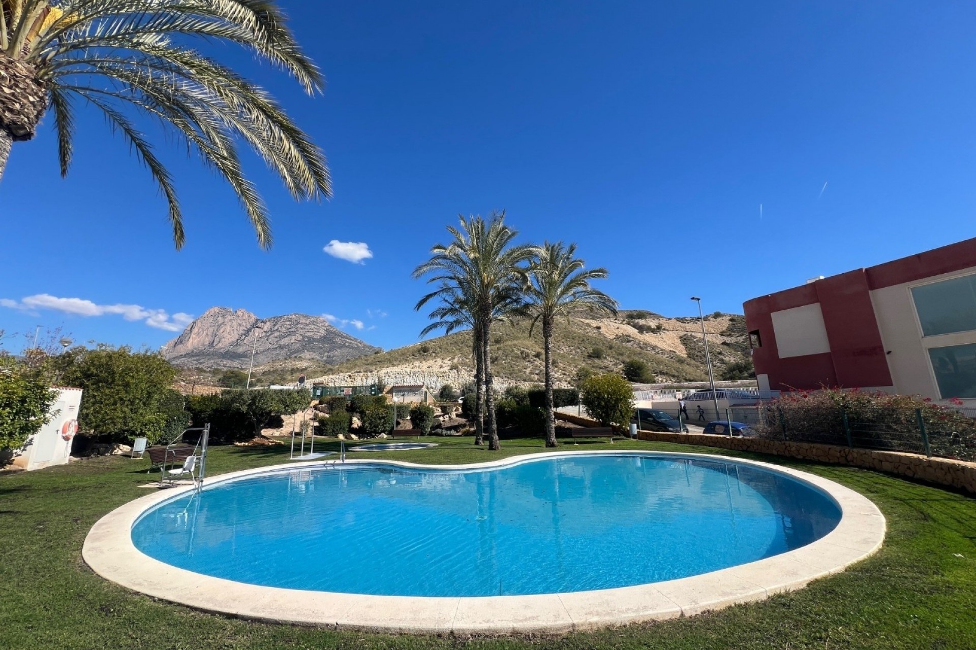 Resale - Apartment -
Finestrat