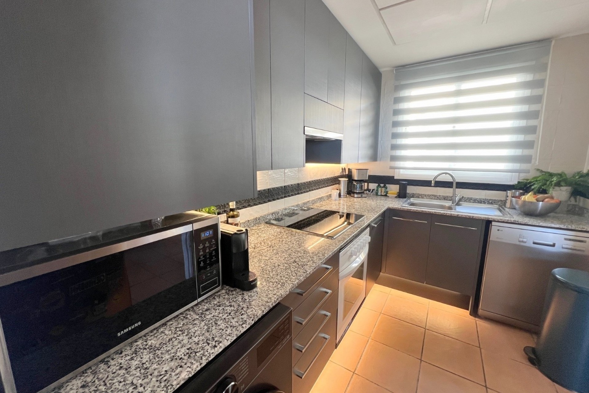 Resale - Apartment -
Finestrat