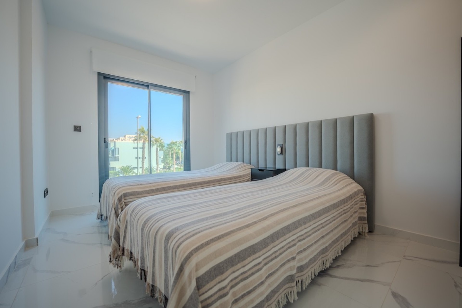 Resale - Apartment -
Guardamar del Segura