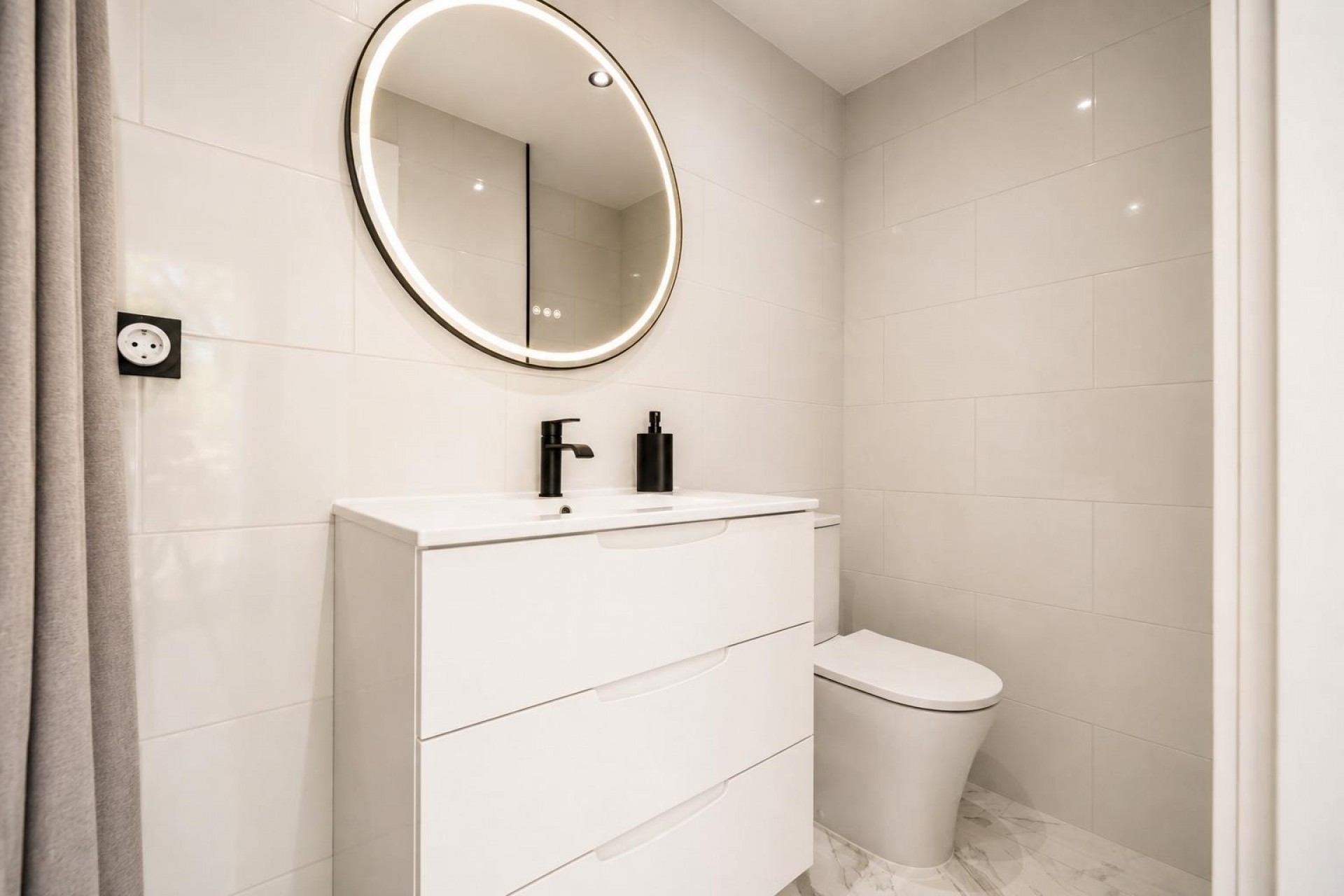 Resale - Apartment -
Hacienda Riquelme Golf Resort