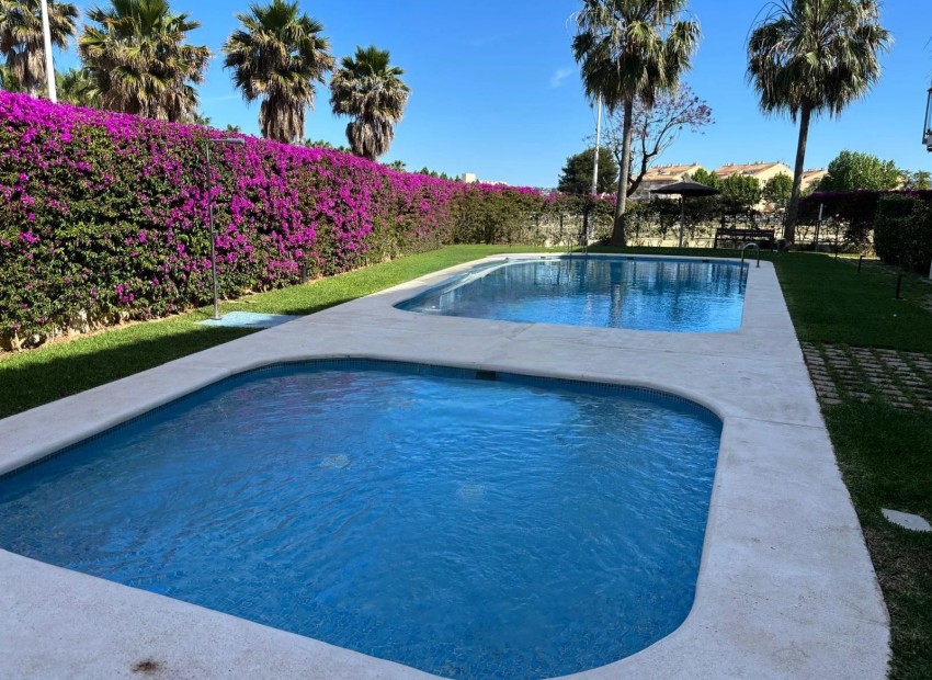 Resale - Apartment -
Jávea - Arenal