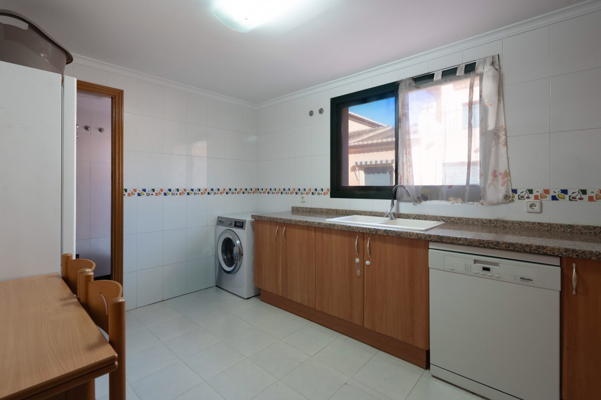 Resale - Apartment -
Jávea - Port