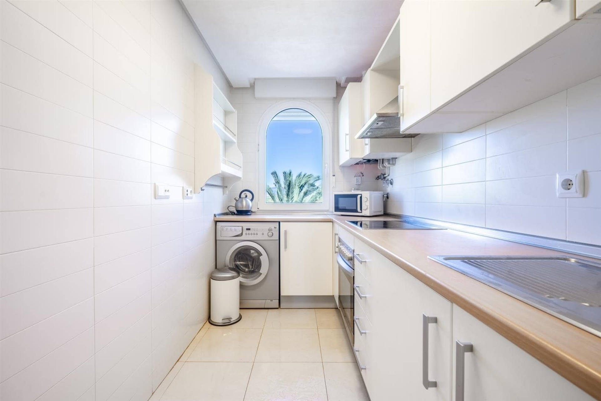 Resale - Apartment -
La Torre Golf Resort