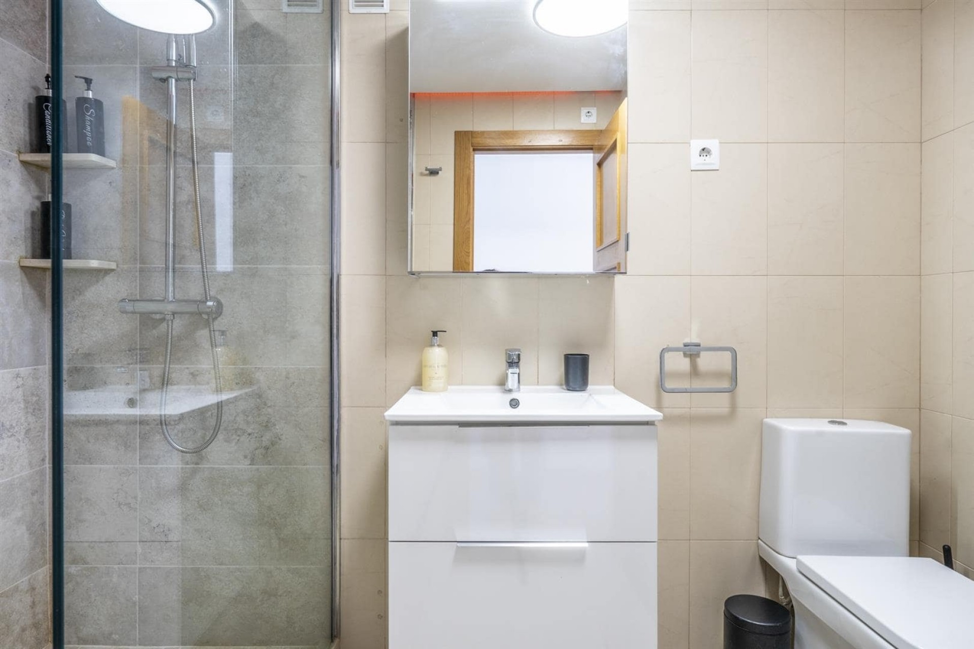 Resale - Apartment -
La Torre Golf Resort