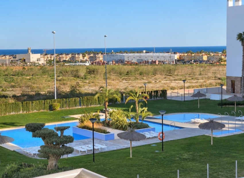 Resale - Apartment -
Lomas de Cabo Roig