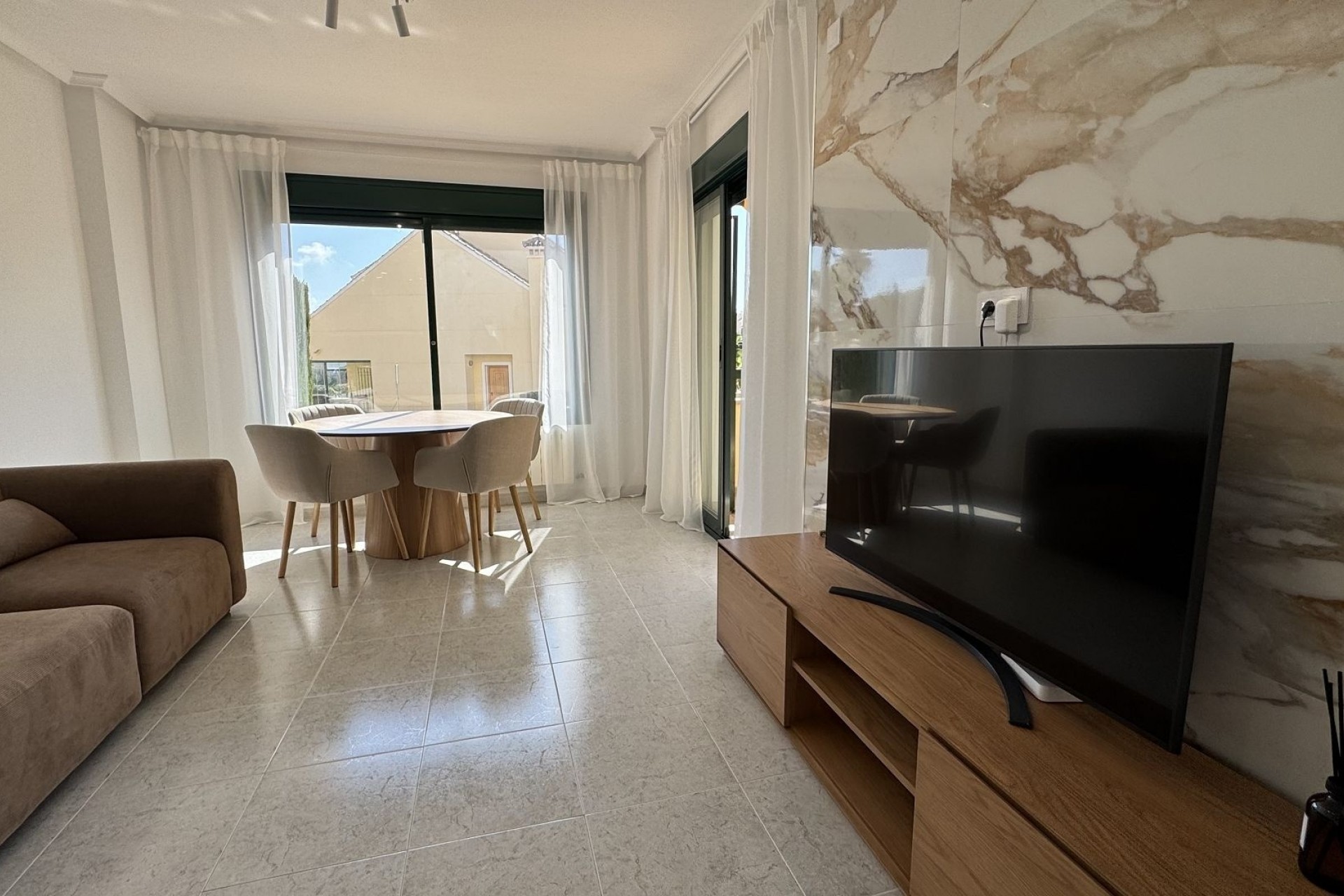 Resale - Apartment -
Lomas De Campoamor