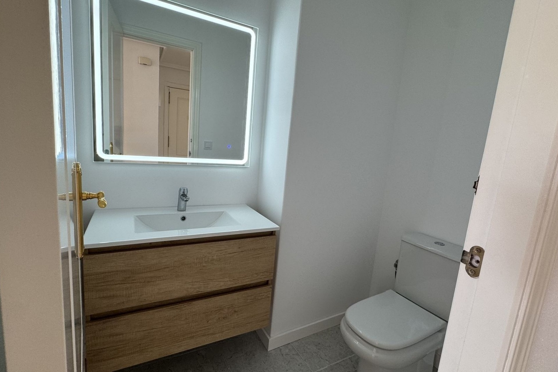 Resale - Apartment -
Lomas De Campoamor