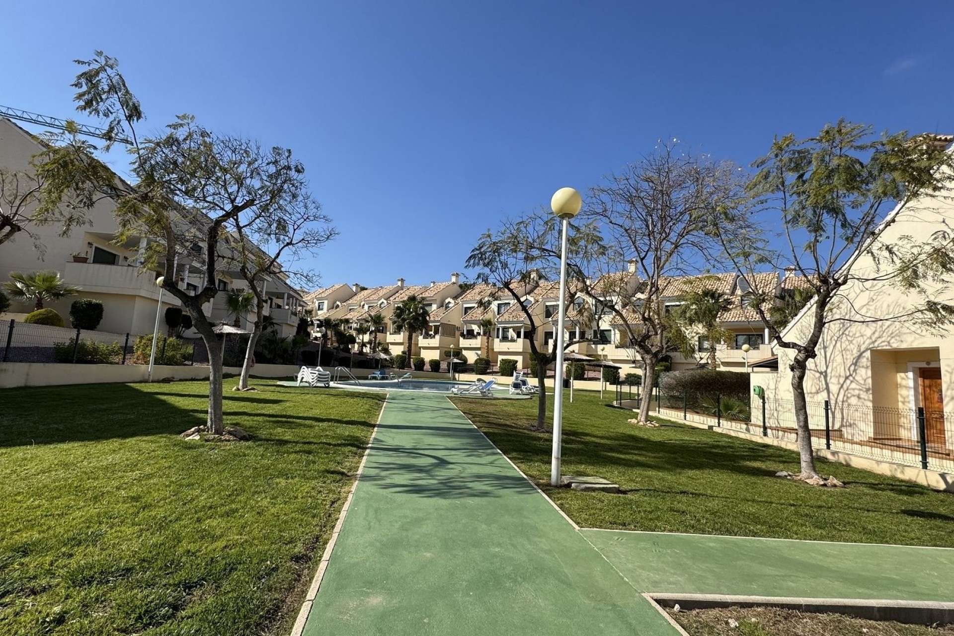 Resale - Apartment -
Lomas De Campoamor