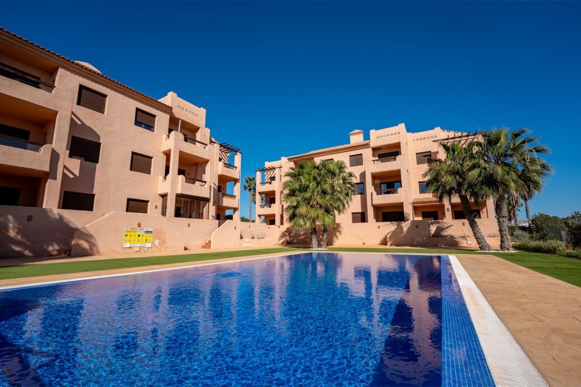 Resale - Apartment -
Los Alcazares
