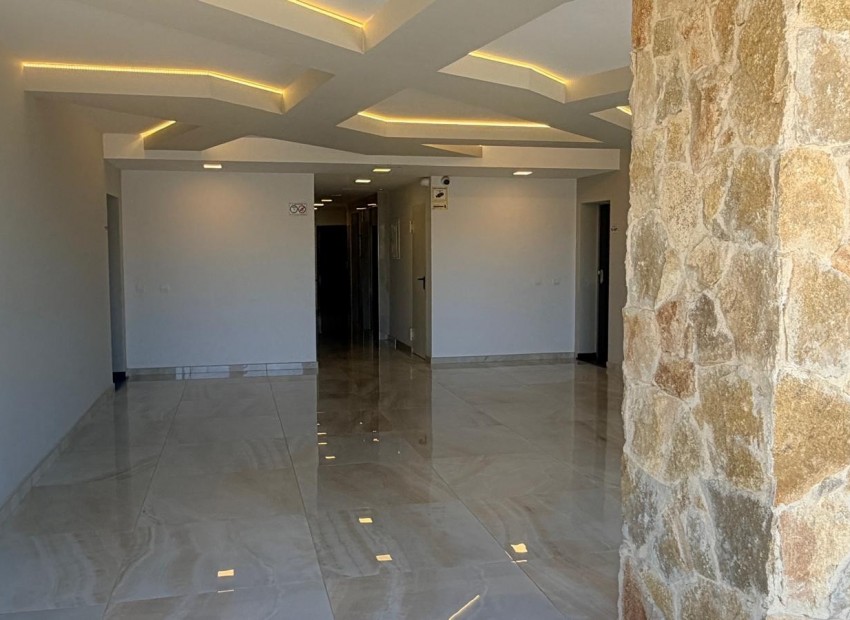 Resale - Apartment -
Los Altos - Torrevieja