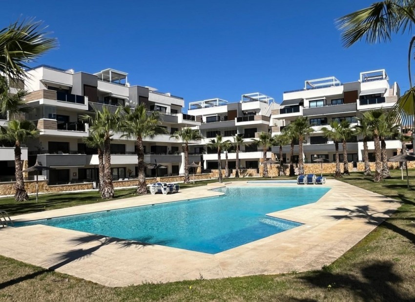 Resale - Apartment -
Los Altos