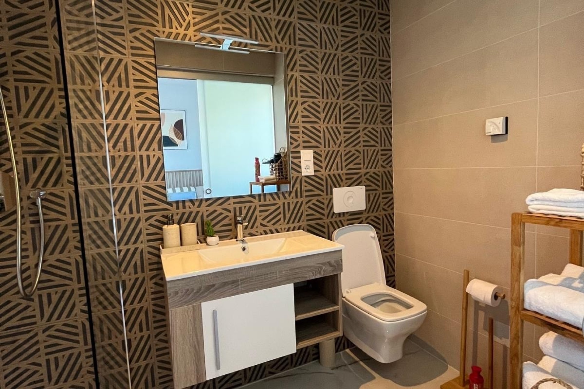 Resale - Apartment -
Los Altos