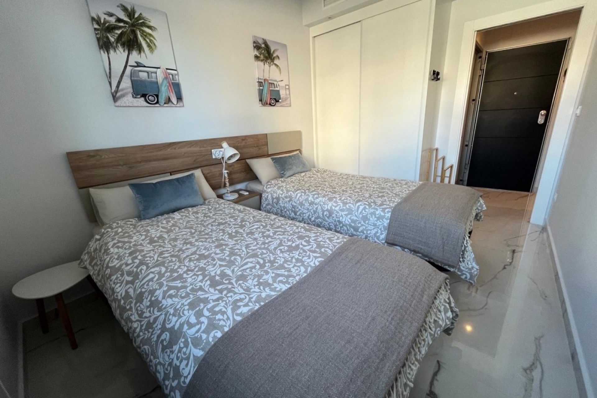 Resale - Apartment -
Los Altos