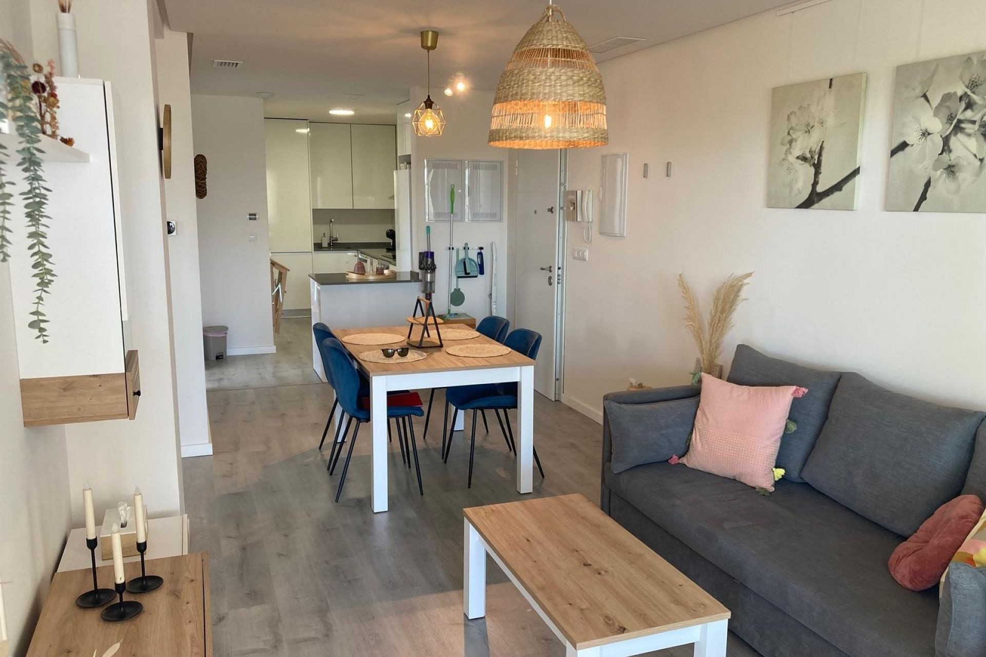 Resale - Apartment -
Los Dolses