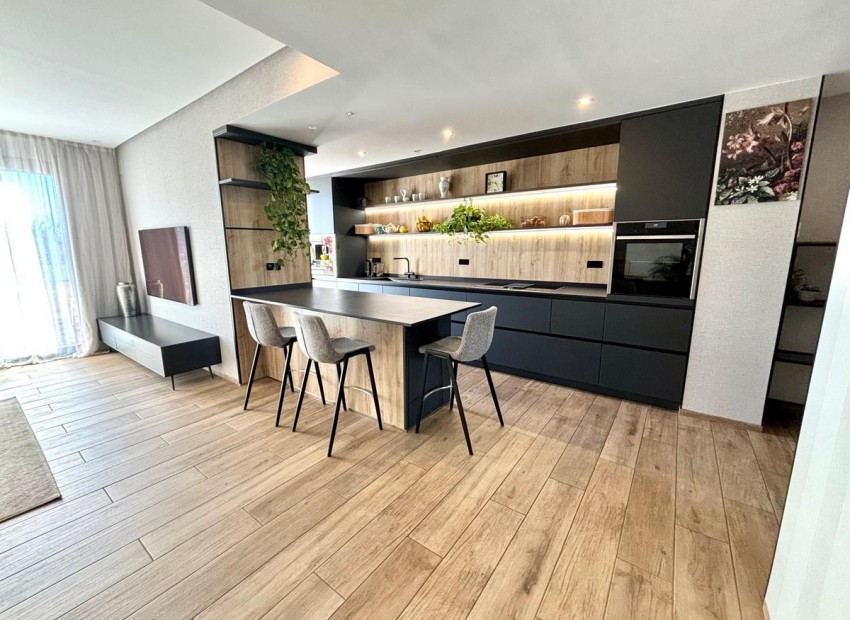Resale - Apartment -
Marbella