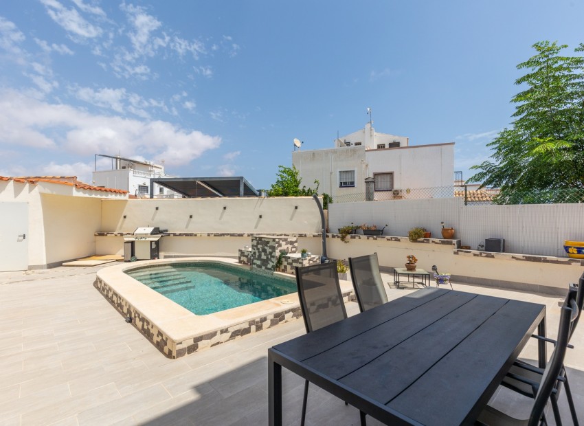 Resale - Apartment -
Orihuela Costa - Los Altos