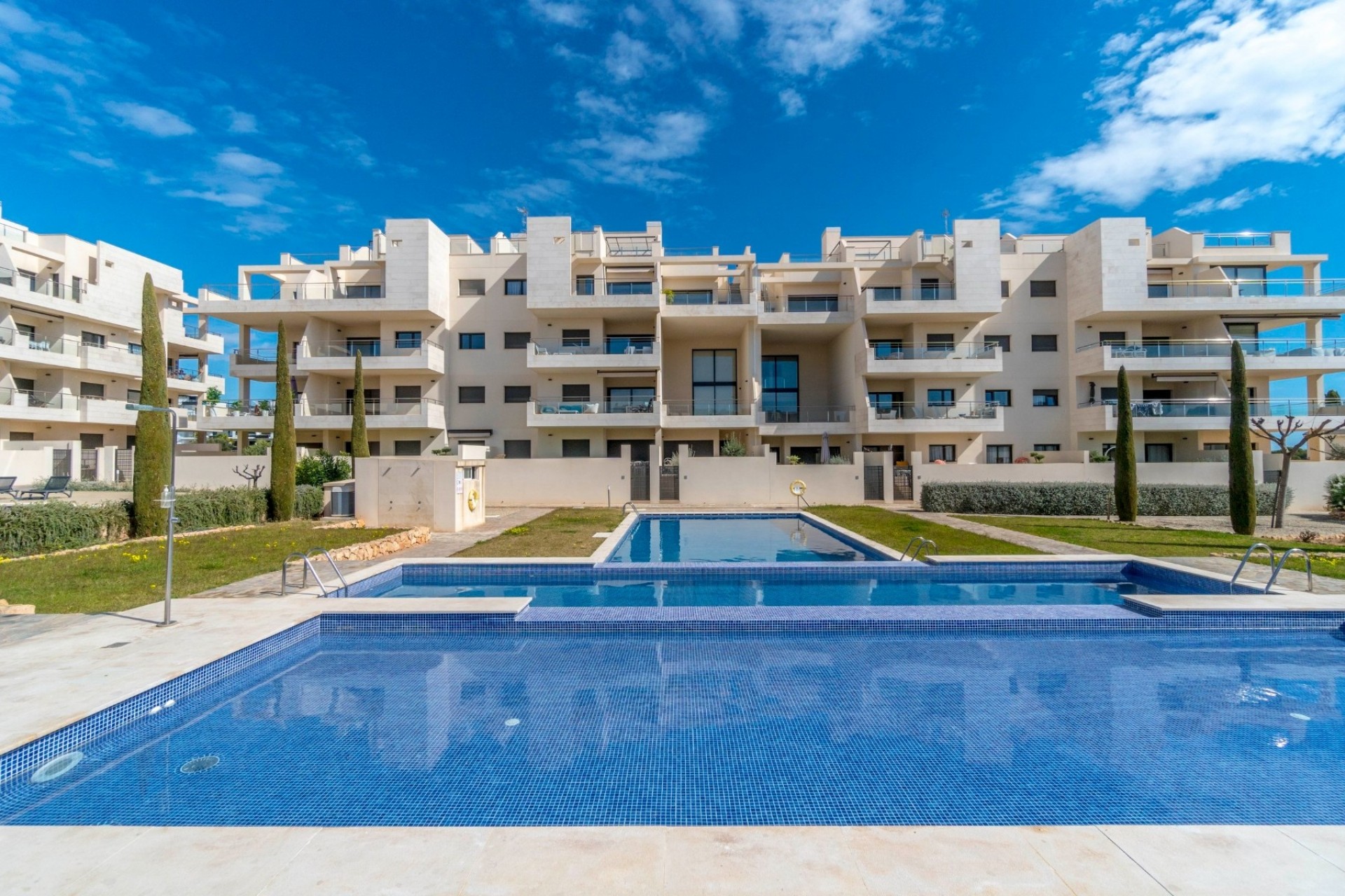 Resale - Apartment -
Orihuela Costa - Los Dolses