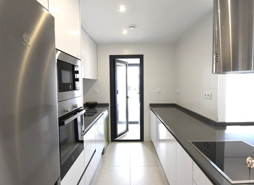 Resale - Apartment -
ORIHUELA COSTA - VILLAMARTÍN