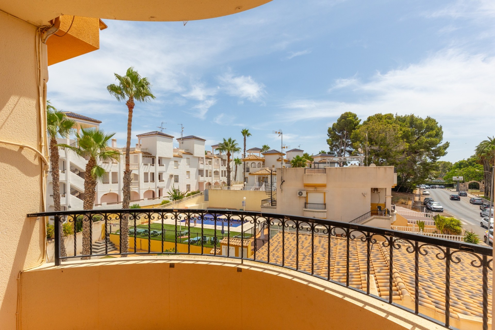 Resale - Apartment -
Orihuela - Villamartin