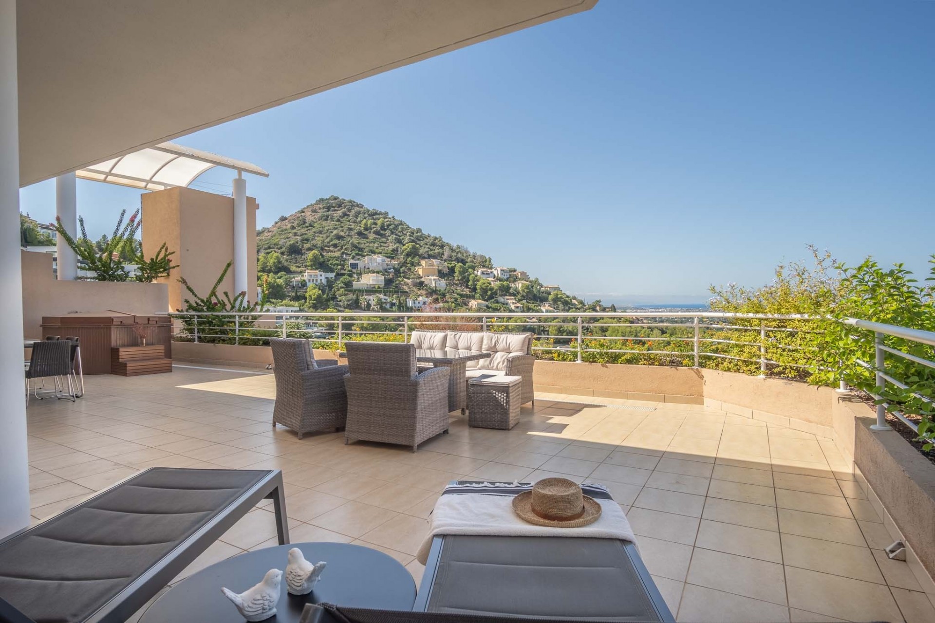 Resale - Apartment -
Pedreguer - La Sella