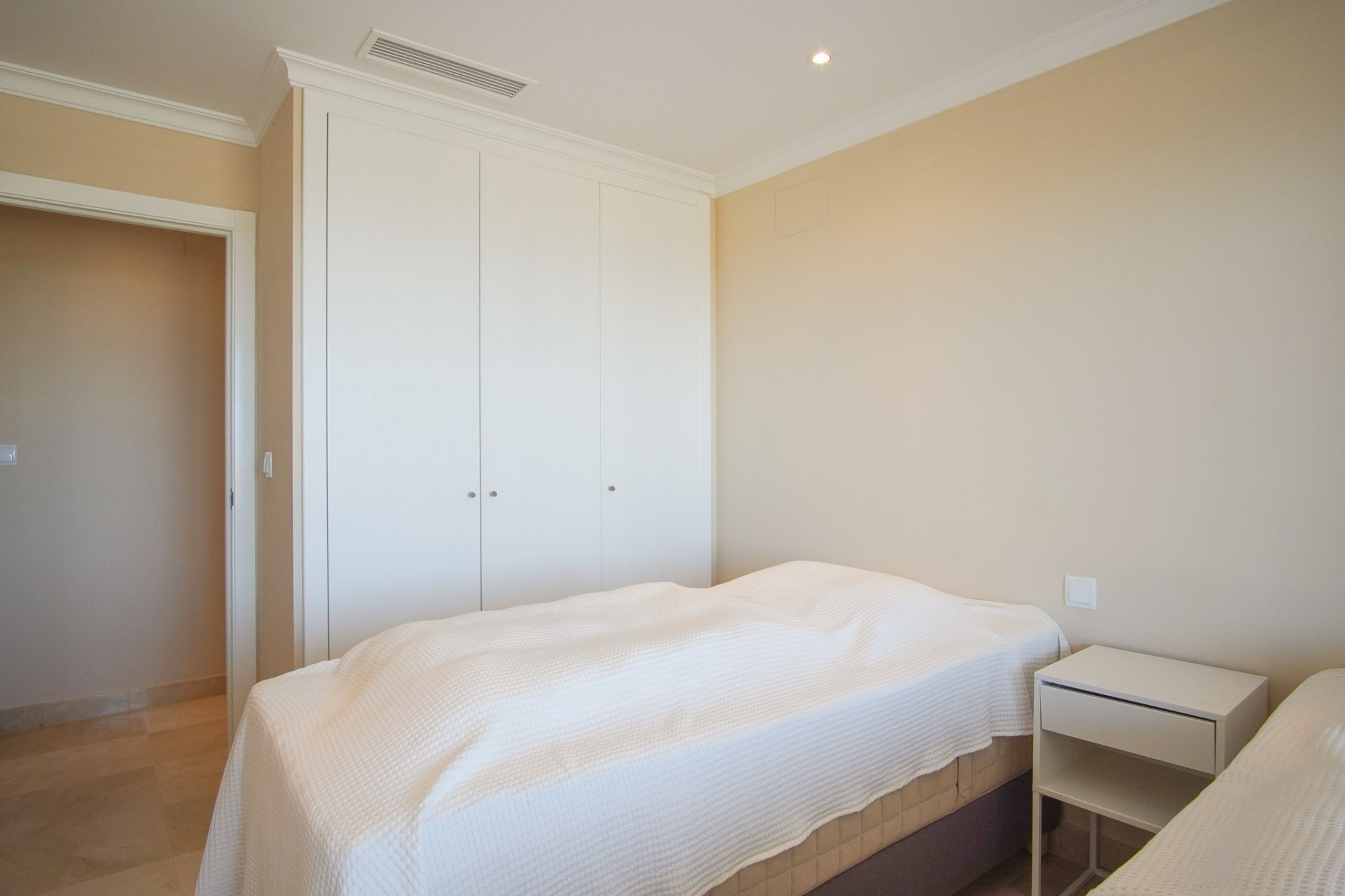 Resale - Apartment -
Pedreguer - La Sella