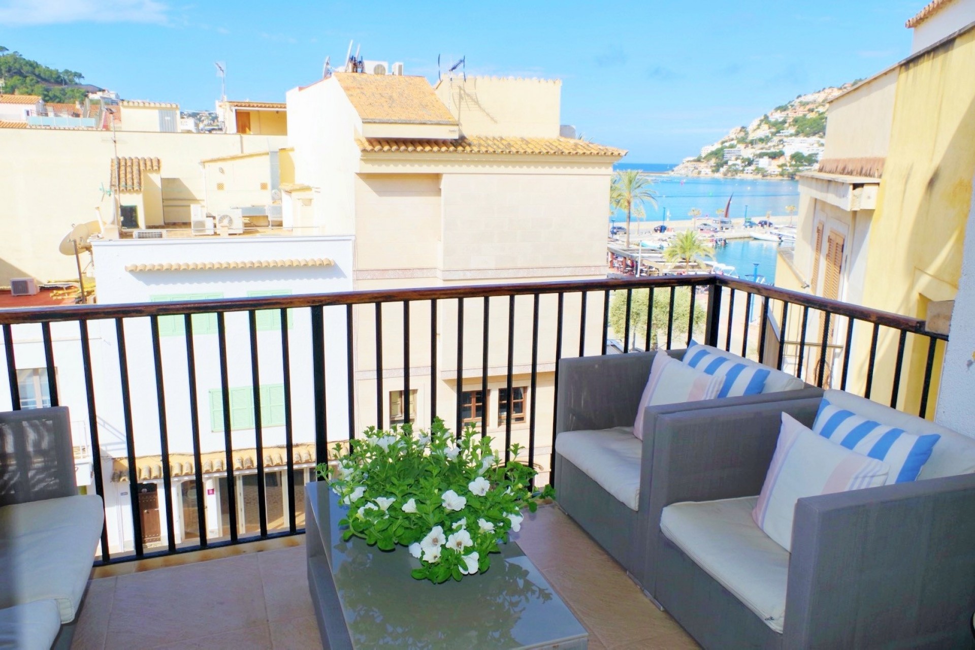 Resale - Apartment -
PORT D'ANDRATX - Andratx