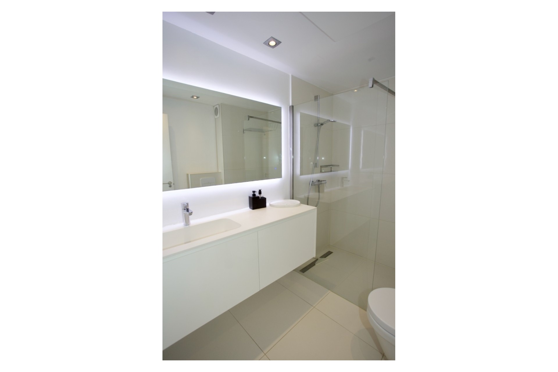 Resale - Apartment -
PORTALS NOUS - Calvià