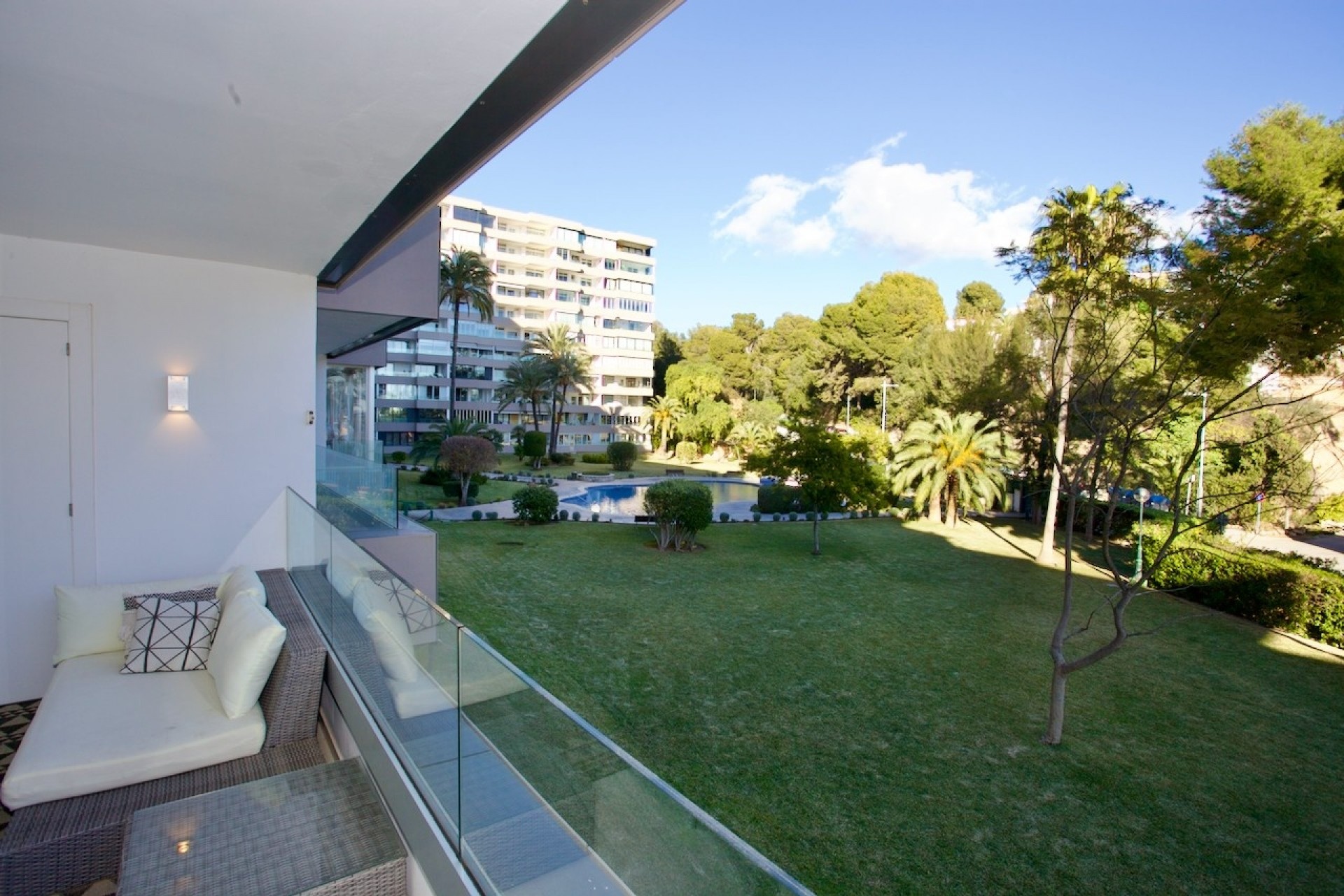 Resale - Apartment -
PORTALS NOUS - Calvià