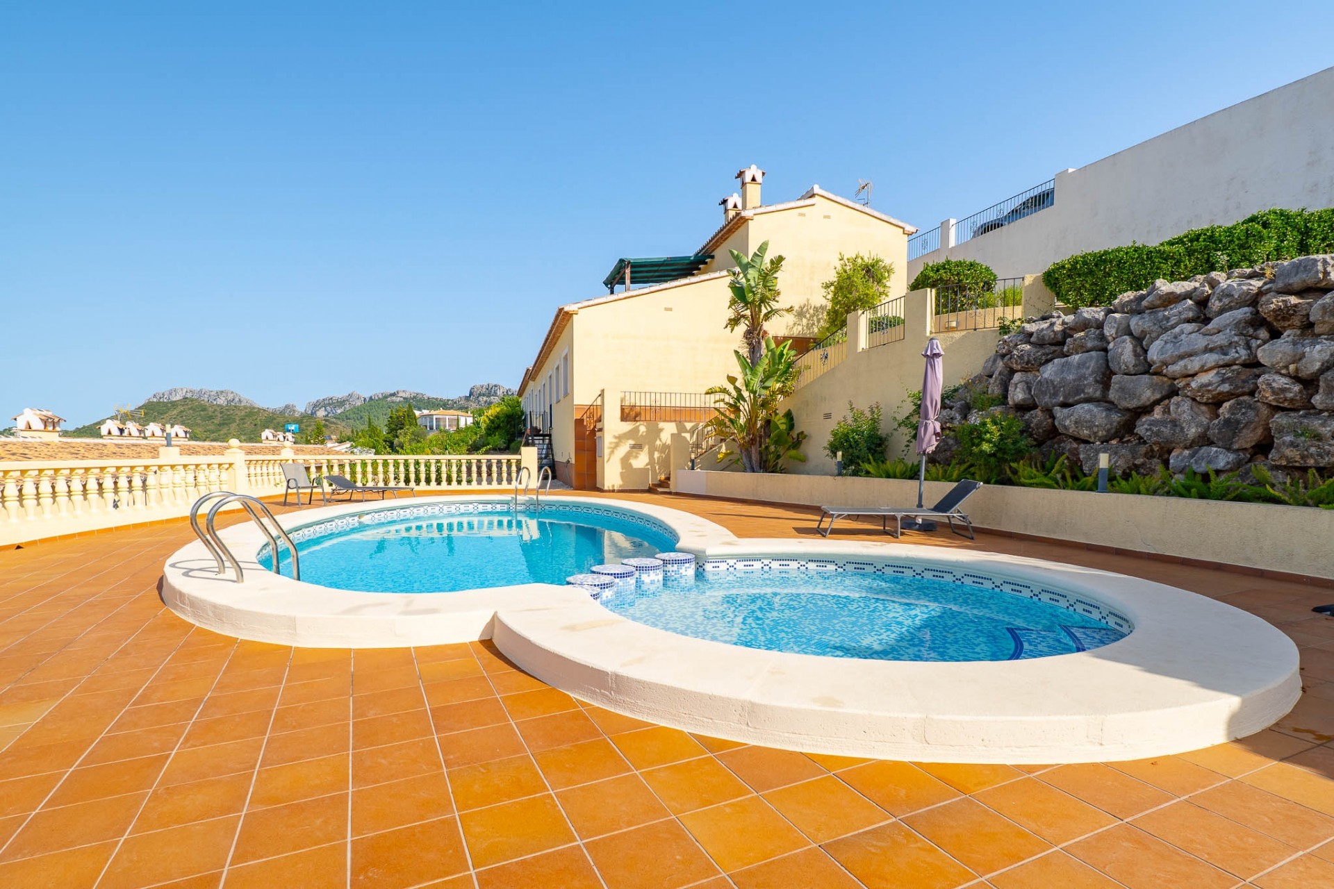 Resale - Apartment -
Ráfol de Almunia - Urbanización l'Almunia