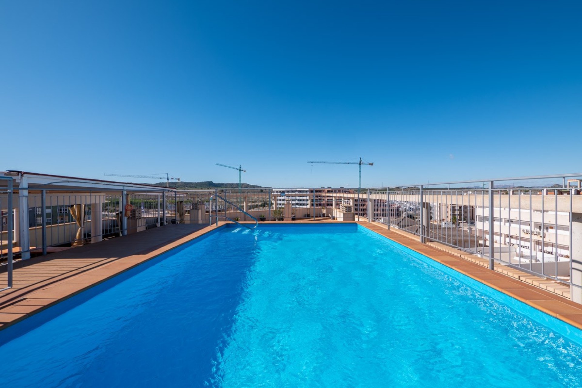 Resale - Apartment -
San Miguel de Salinas