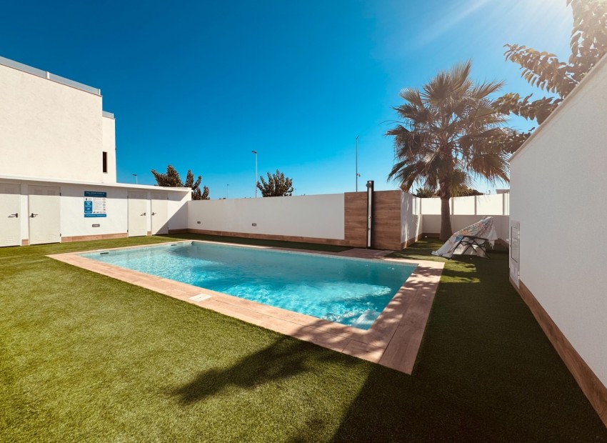 Resale - Apartment -
SAN PEDRO DEL PINATAR - LO PAGÁN