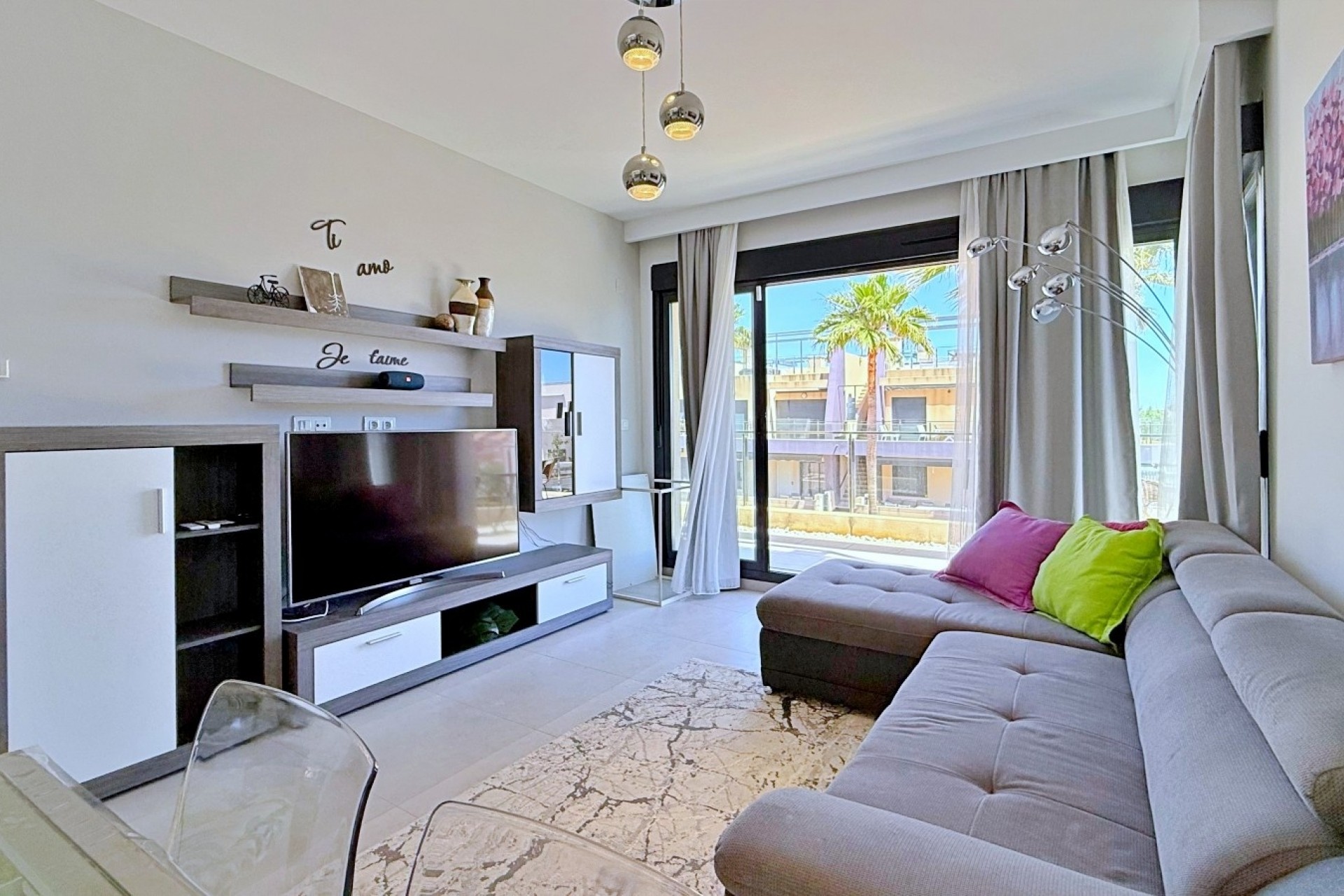 Resale - Apartment -
Torre de la Horadada
