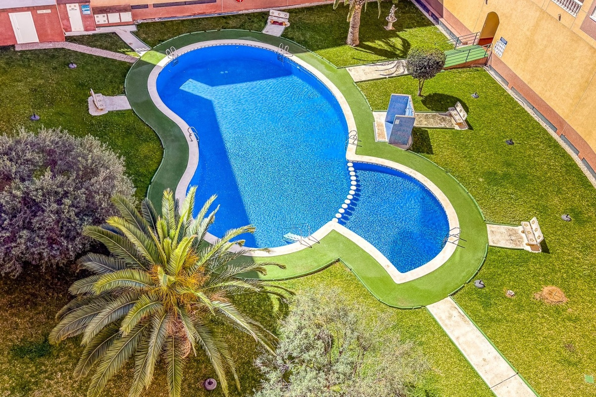 Resale - Apartment -
TORREVIEJA - Parque de las Naciones