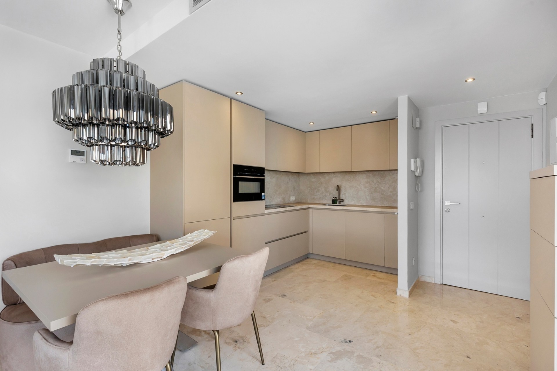 Resale - Apartment -
Torrevieja - Punta Prima