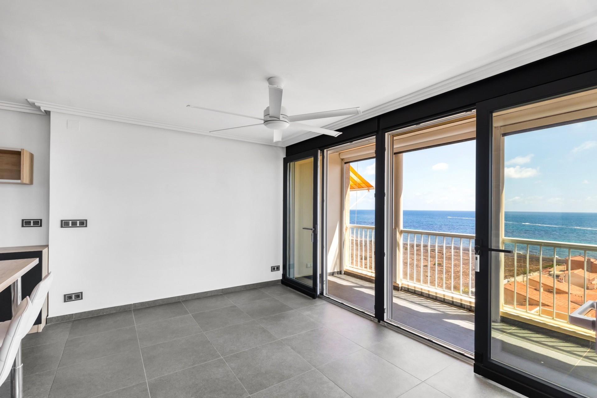 Resale - Apartment -
Torrevieja - Rocio del Mar
